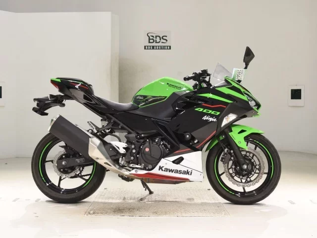 Kawasaki NINJA400-2 лот № 2854 оценка 5  с аукциона в Японии