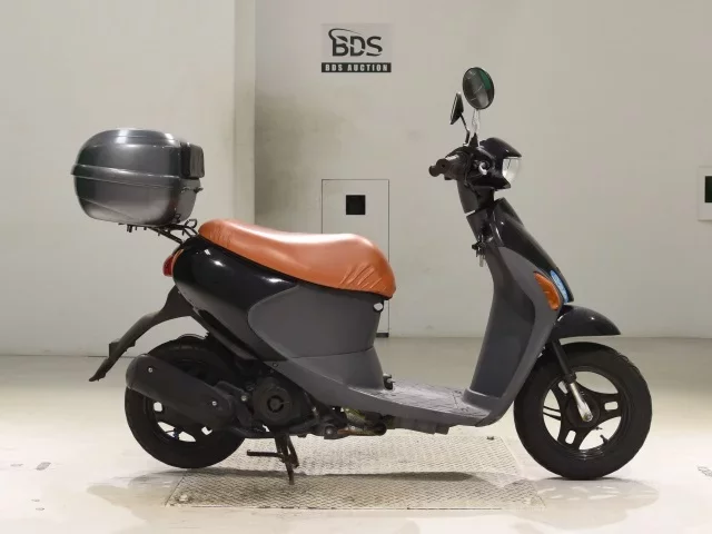 Suzuki LET S4