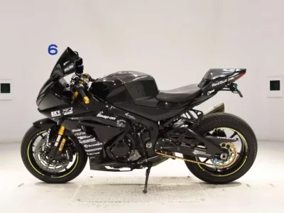 Suzuki GSX-R1000RA лот № 7655 оценка 4  с аукциона в Японии 2