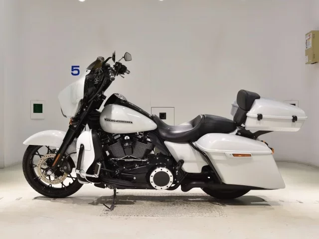 Harley-Davidson HARLEY FLHXS1870