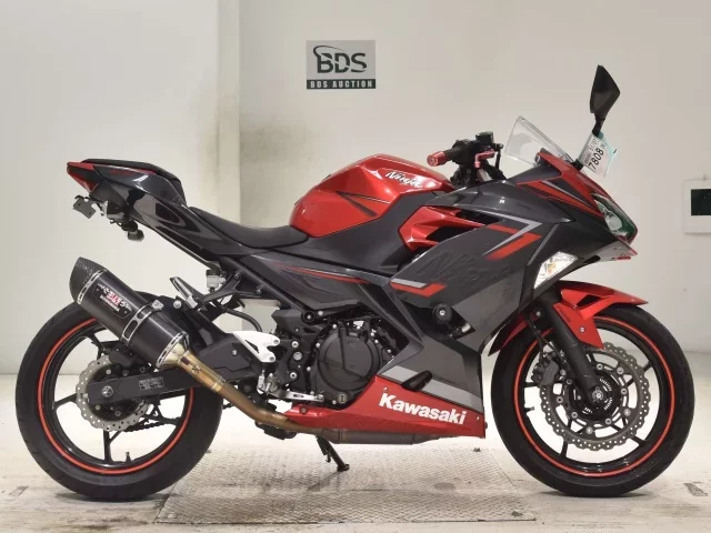 Kawasaki NINJA400-2