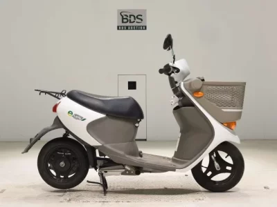 Suzuki E-LET S