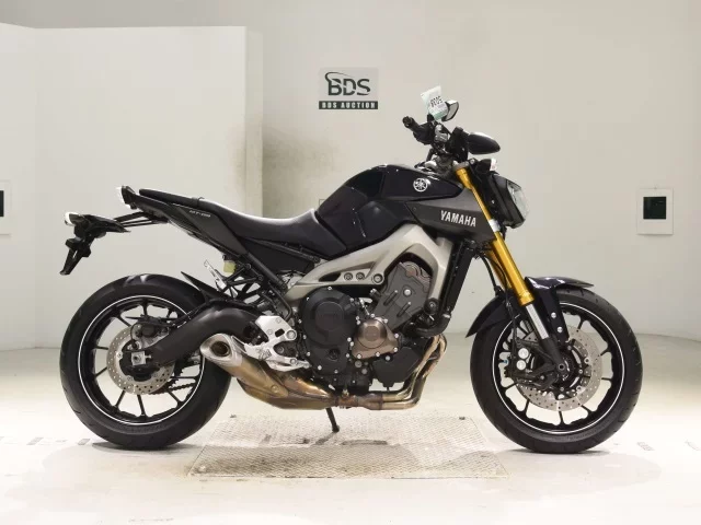 Yamaha MT-09A лот № 5038 оценка 5  с аукциона в Японии