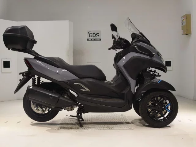 Yamaha TORI CITY 300 лот № 7848 оценка 4  с аукциона в Японии