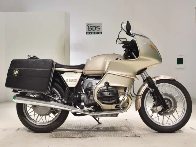 BMW  R100RS лот № 2932 оценка 4  с аукциона в Японии
