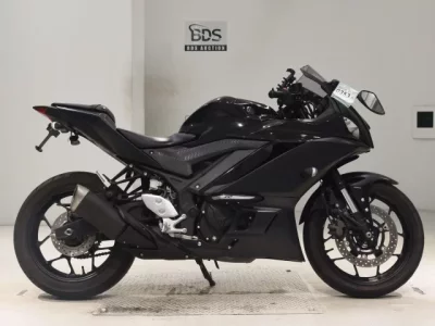 Yamaha YZF-R3 2021