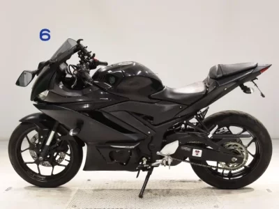 Yamaha YZF-R3 лот № 0353 оценка 5  с аукциона в Японии 2