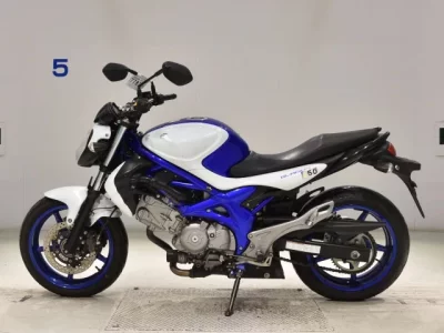 Suzuki GLADIUS650  с аукциона в Японии