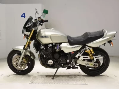 Yamaha XJR1200  с аукциона в Японии