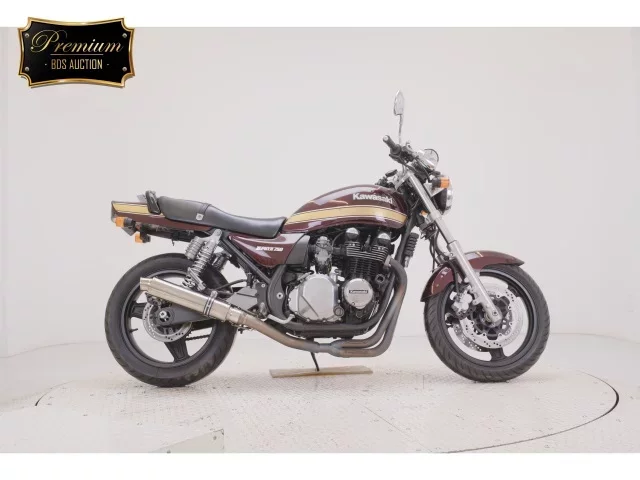 Kawasaki ZEPHYR750 лот № 2645 оценка 5  с аукциона в Японии
