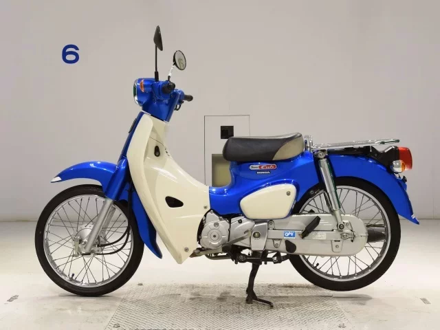 Honda C110-3