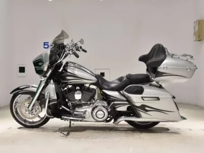 Harley-Davidson HARLEY FLHXSE1800CVO  с аукциона в Японии