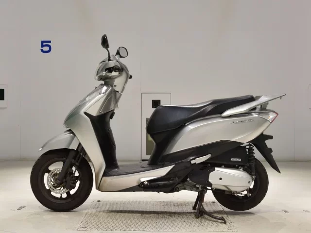 Honda LEAD 125