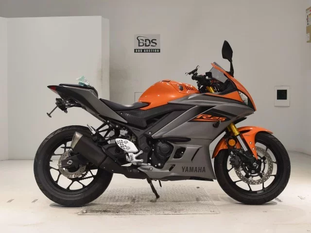 Yamaha YZF-R25A лот № 0260 оценка 6  с аукциона в Японии