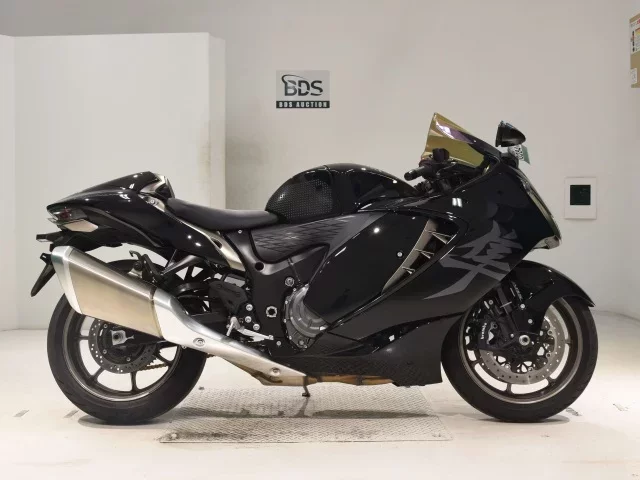 Suzuki HAYABUSA -3 лот № 0284 оценка 6  с аукциона в Японии
