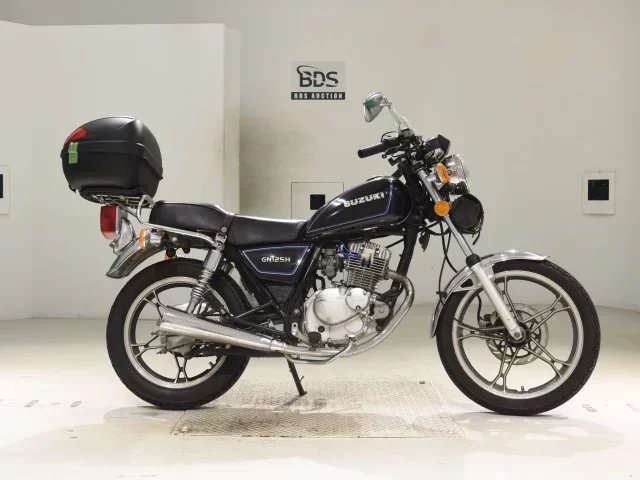 Suzuki GN125H