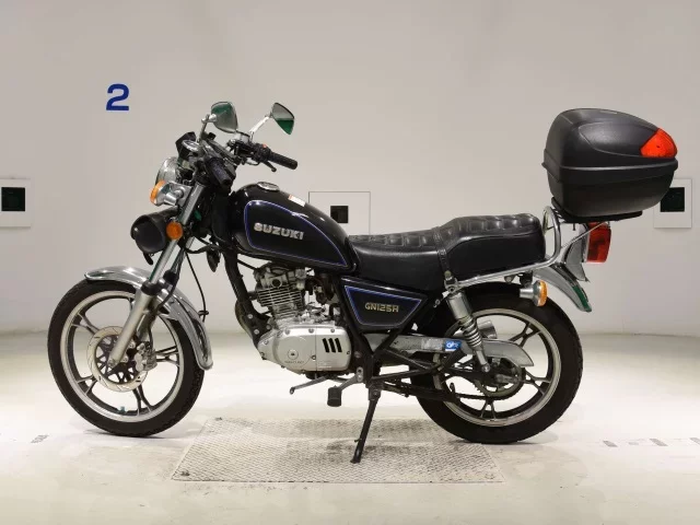 Suzuki GN125H
