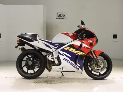 Honda RVF400