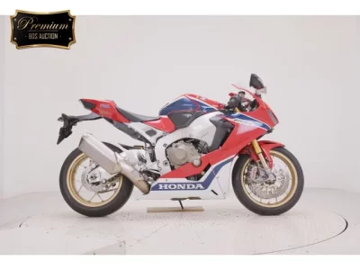 Honda CBR1000RR-3SP  с аукциона в Японии