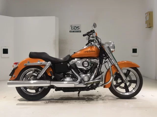 Harley-Davidson HARLEY FLD1580 лот № 0305 оценка 4  с аукциона в Японии