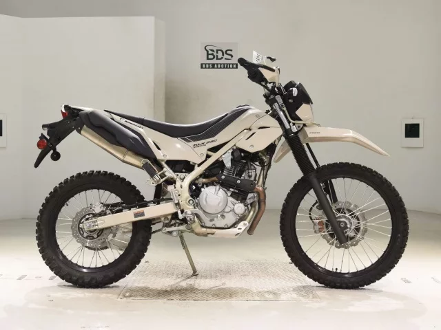 Kawasaki KLX230 SHERPA лот № 5480 оценка 7  с аукциона в Японии