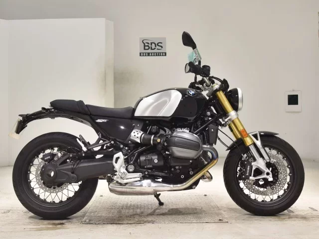 Other BMWR12 NINE T лот № 2824 оценка 6  с аукциона в Японии