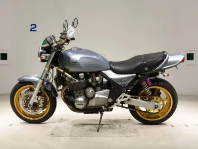 Kawasaki ZEPHYR1100  с аукциона в Японии