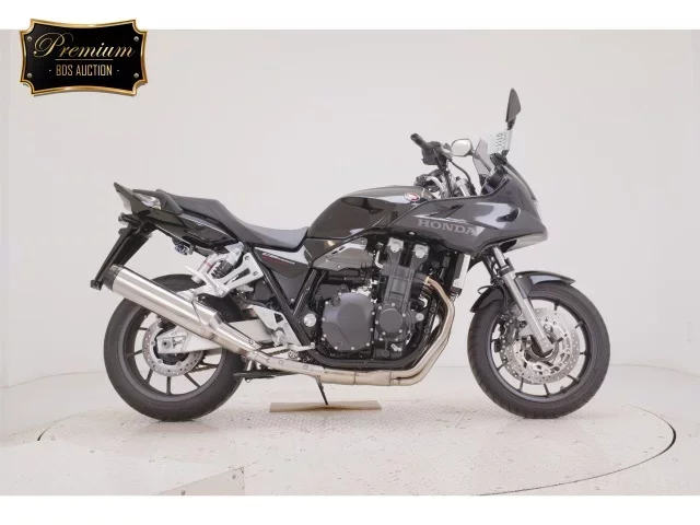 Honda CB1300SF BOLDOR лот № 0111 оценка 7  с аукциона в Японии