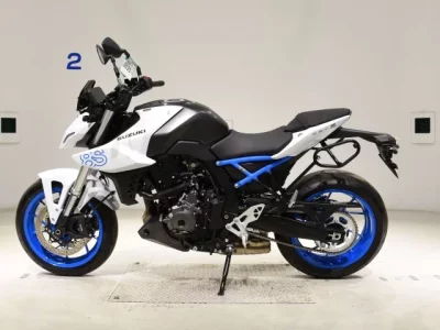 Suzuki GSX-8S  с аукциона в Японии