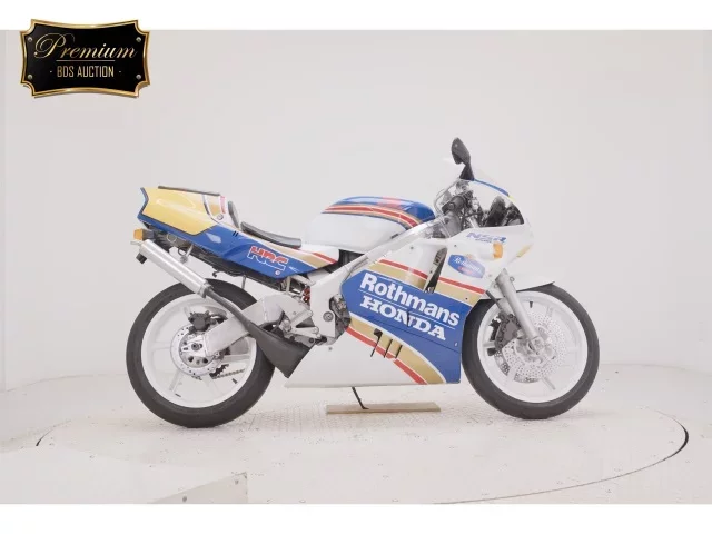 Honda NSR250R-4 лот № 7545 оценка 4  с аукциона в Японии