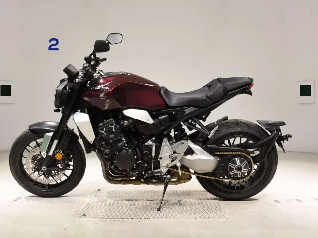 Honda CB1000R-2