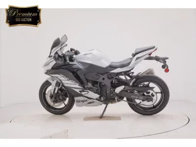Kawasaki ZX-4R SE  с аукциона в Японии