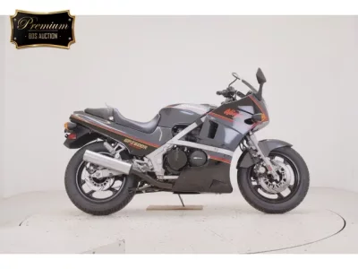 Kawasaki GPZ600R  с аукциона в Японии