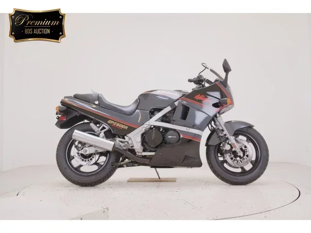 Kawasaki GPZ600R лот № 7522 оценка 4  с аукциона в Японии