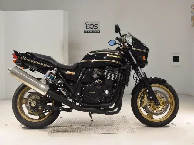 Kawasaki ZRX1200R лот № 0572 оценка 4  с аукциона в Японии