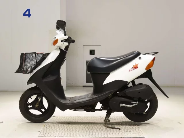 Suzuki LET S2
