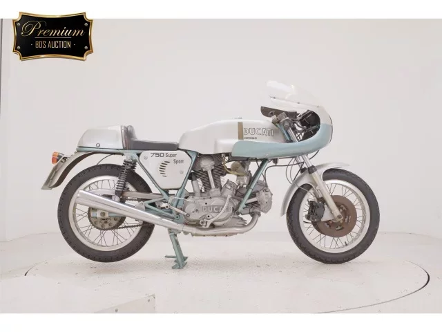 Ducati  SS 750 лот № 0003 оценка 4  с аукциона в Японии
