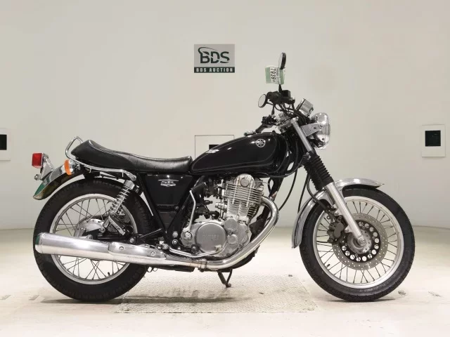 Yamaha SR400-4 лот № 7939 оценка 4  с аукциона в Японии