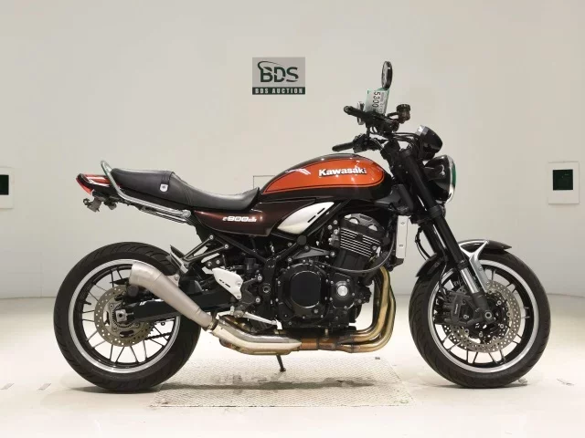 Kawasaki Z900RS лот № 5300 оценка 4  с аукциона в Японии