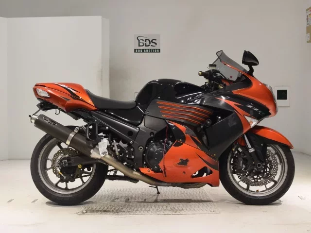 Kawasaki ZZR1400 лот № 0225 оценка 4  с аукциона в Японии