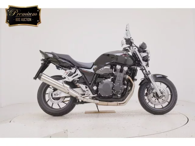 Honda CB1300SF лот № 7666 оценка 7  с аукциона в Японии