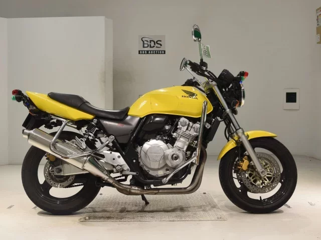 Honda CB400SFV-1 лот № 2981 оценка 4  с аукциона в Японии
