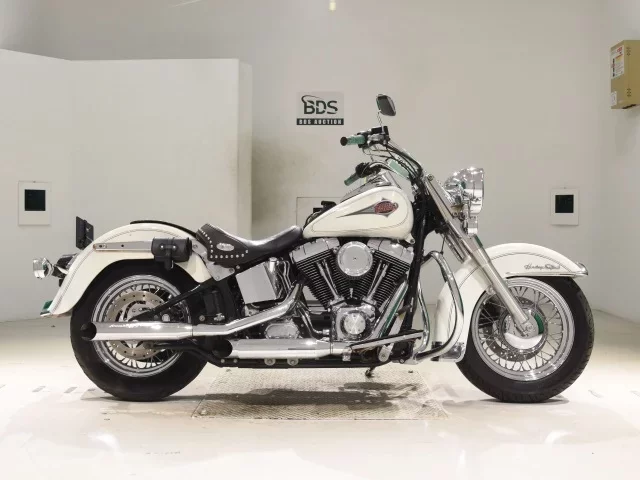 Harley-Davidson HARLEY FLSTCI1450 лот № 7984 оценка 4  с аукциона в Японии