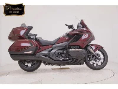 Honda GL1800 TOUR D  с аукциона в Японии