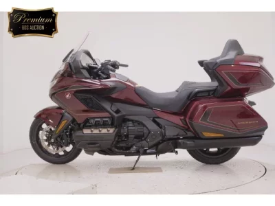 Honda GL1800 TOUR D  с аукциона в Японии