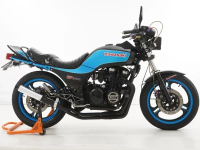 Kawasaki GPZ400