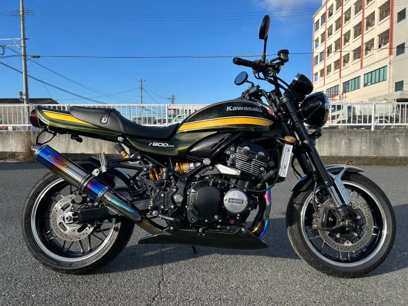 Kawasaki Z900RS лот № 00068 оценка 5  с аукциона в Японии