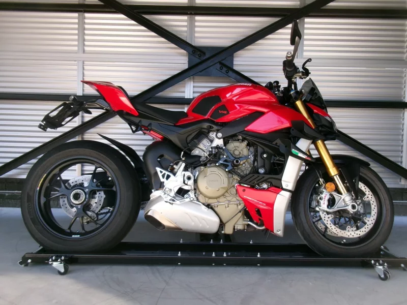 Ducati  STREET FIGHTER V4S лот № 04057 оценка 5  с аукциона в Японии