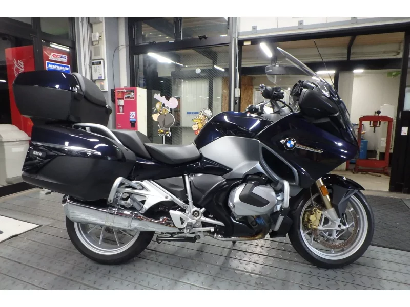 BMW  R1250RT лот № 02059 оценка 5  с аукциона в Японии