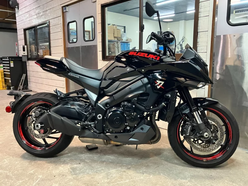 Suzuki KATANA лот № 00099 оценка 4  с аукциона в Японии